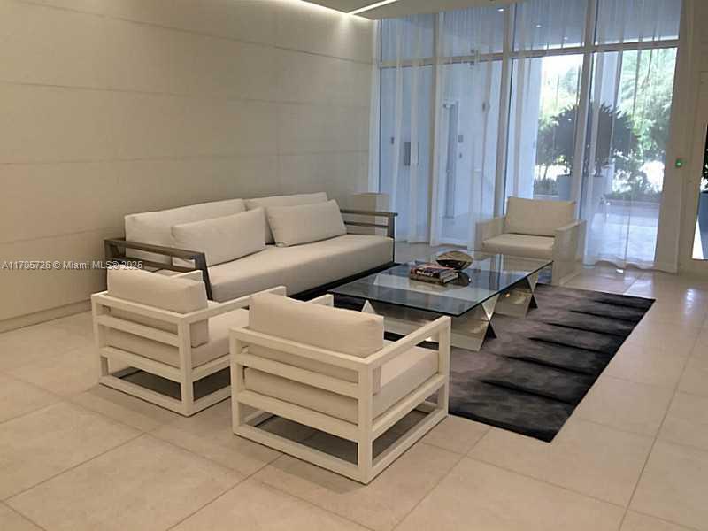 BALTUS HOUSE.4250 BISCAYNE - Residential