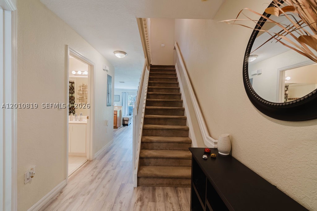 MELROSE POINT CONDO - Residential