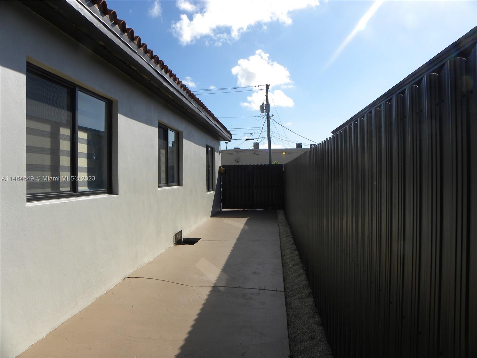 CENTRAL MIAMI PART ONE - Residential