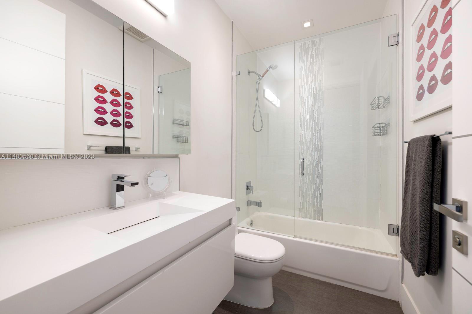 OCEAN VIEW HEIGHTS - Residential