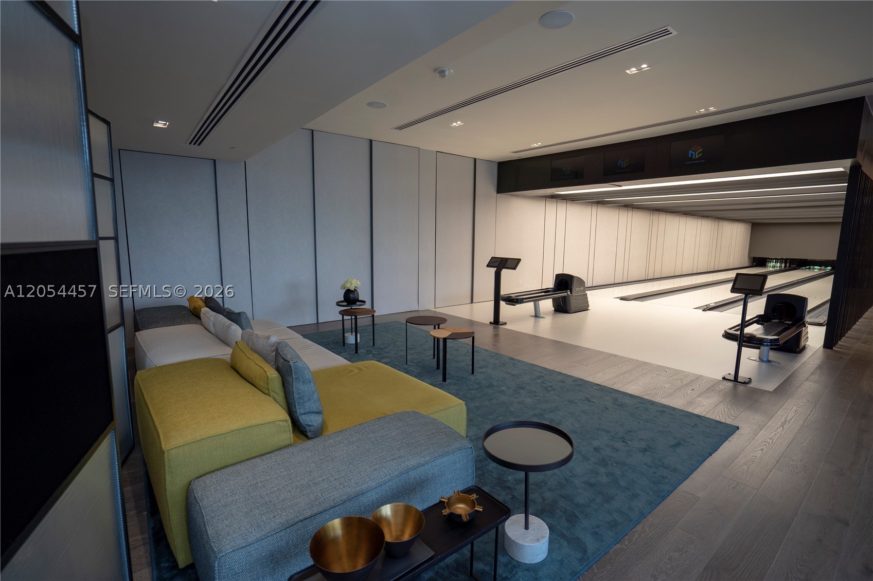 PARAISO BAY CONDO - Residential