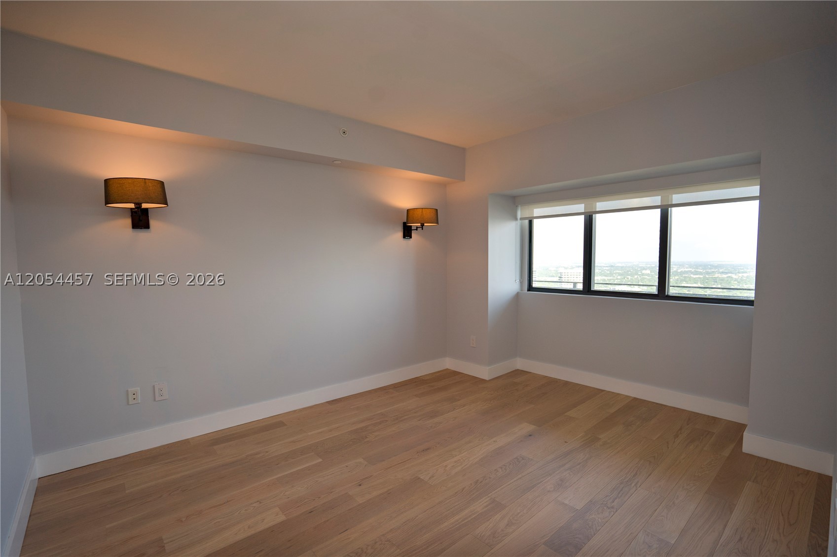 PARAISO BAY CONDO - Residential