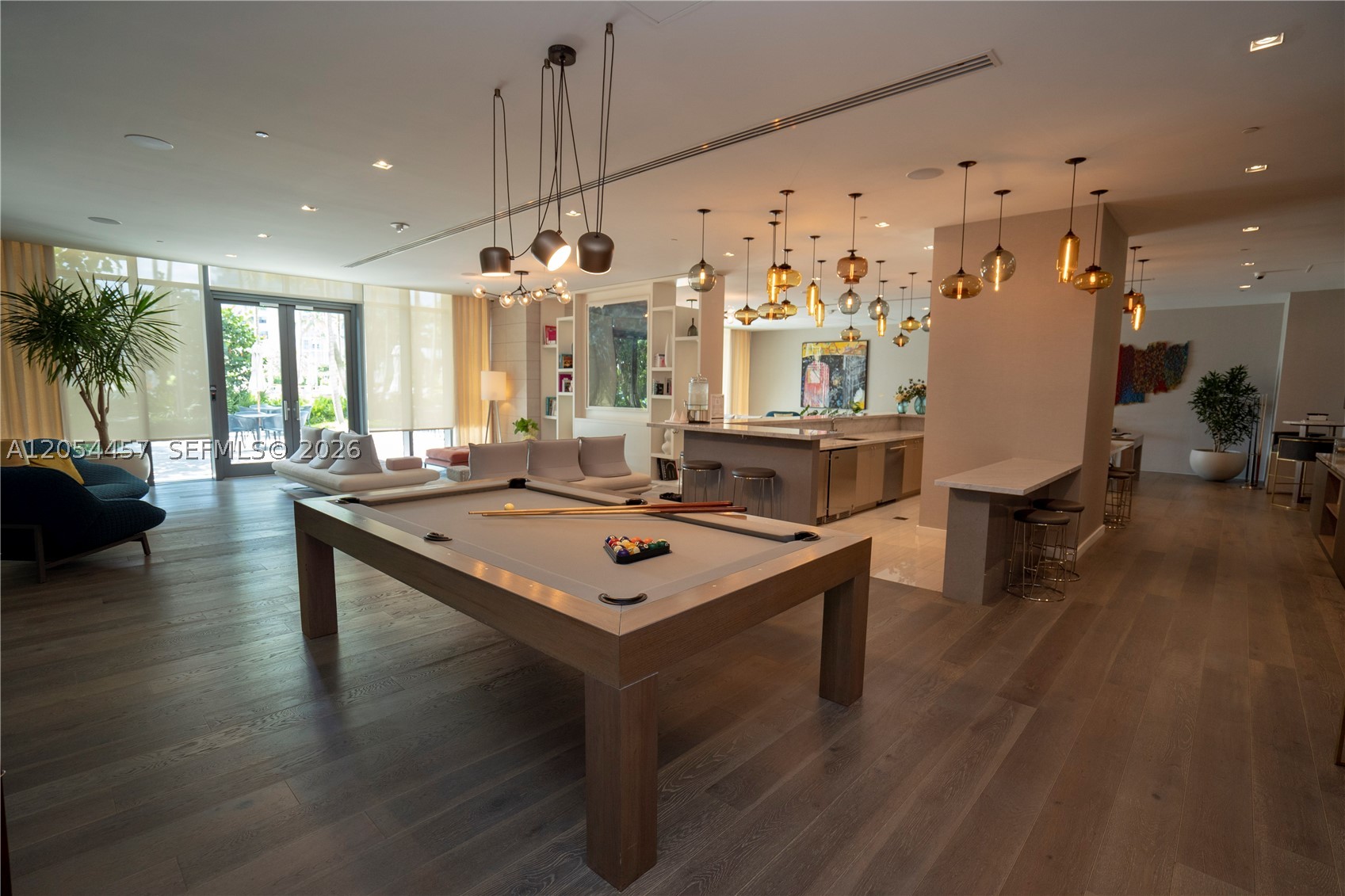 PARAISO BAY CONDO - Residential
