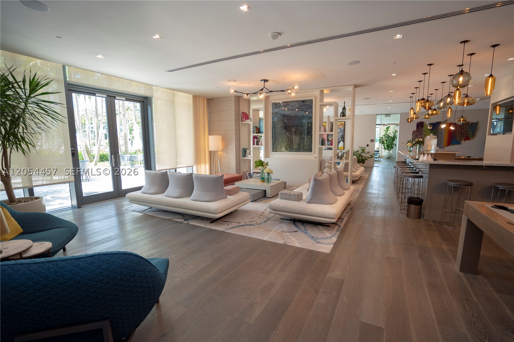 PARAISO BAY CONDO - Residential