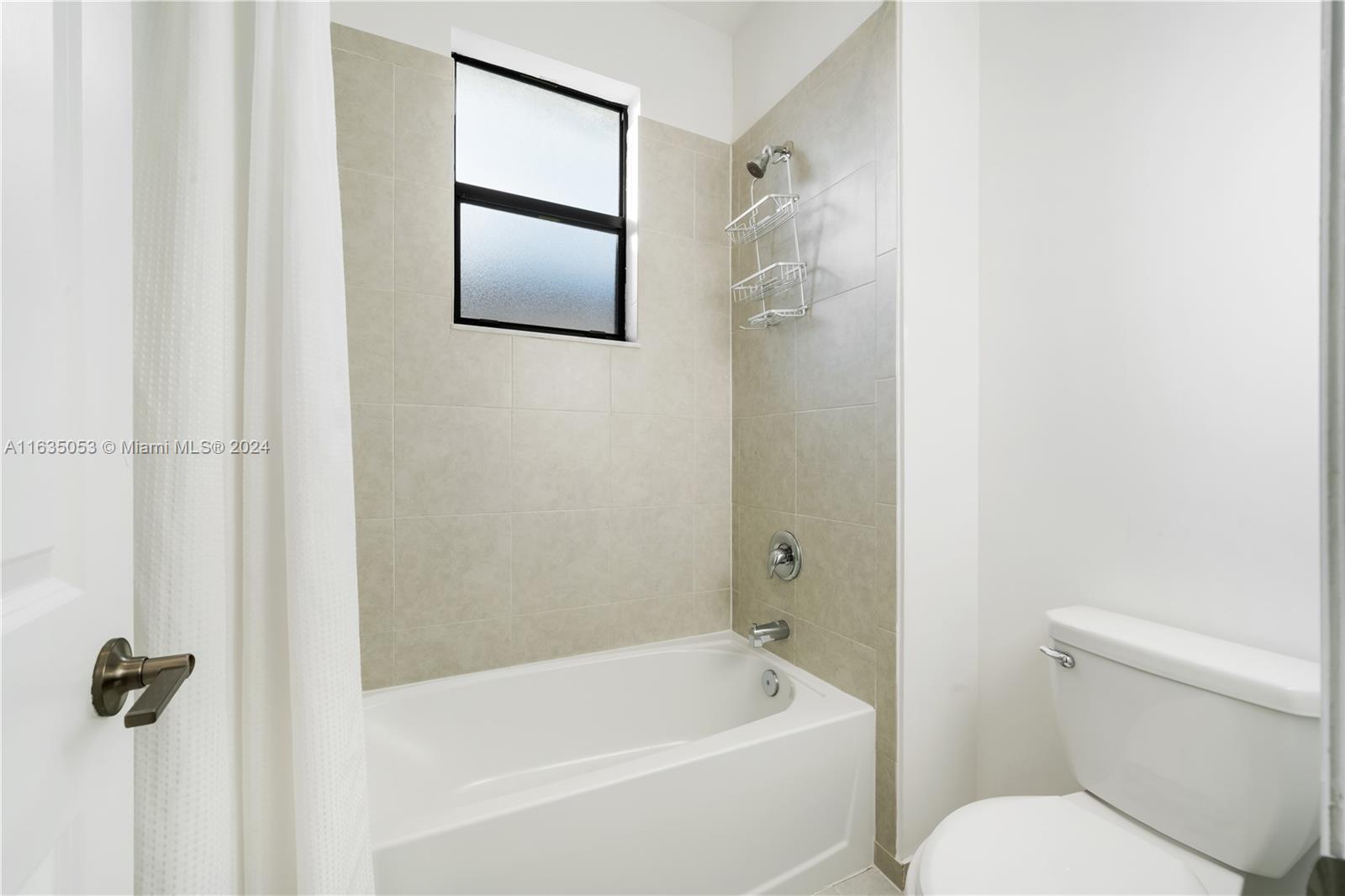 SILVER PALMS NORTH - Residential Lease