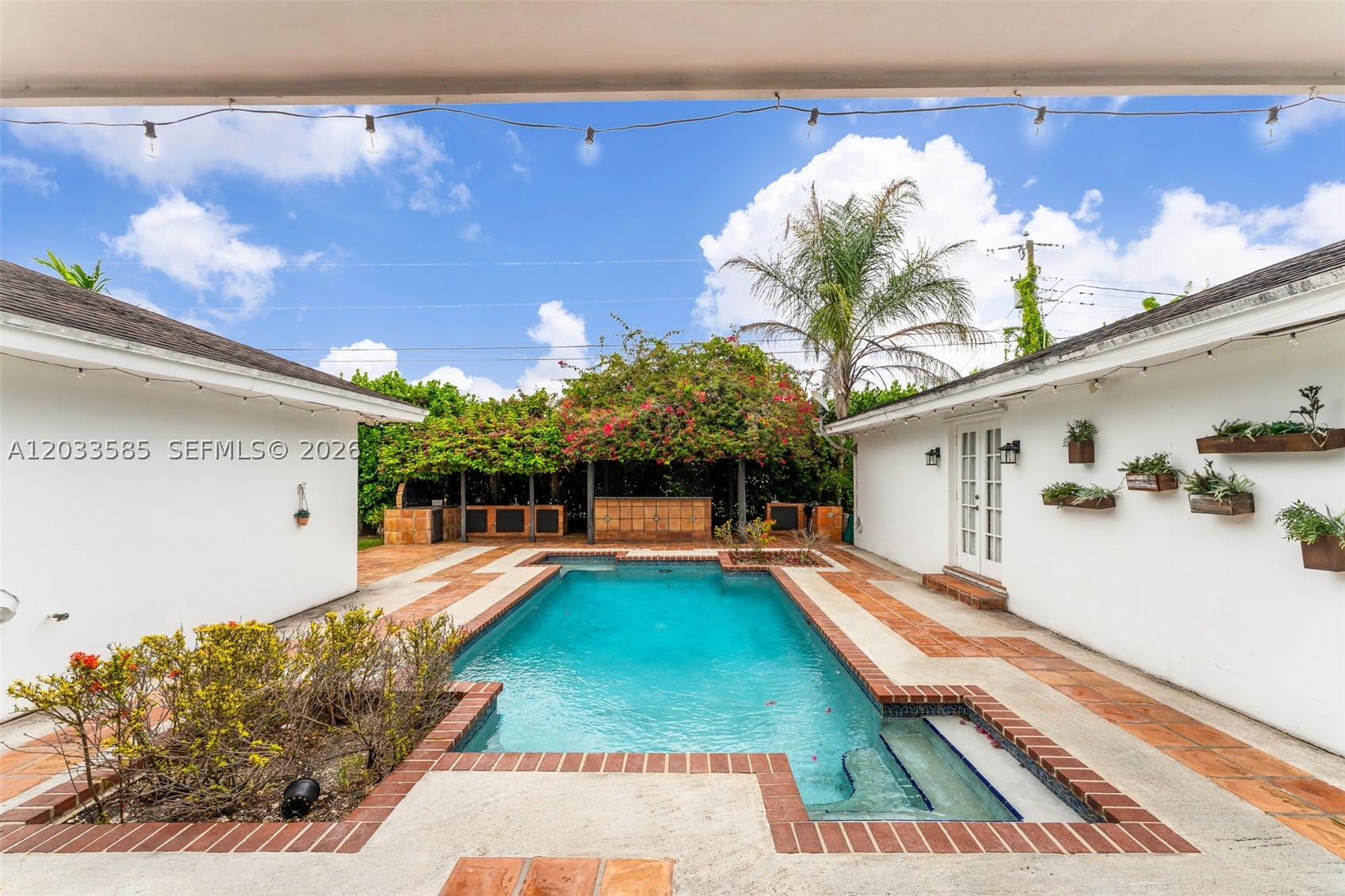 KENDALWOOD PINES - Residential