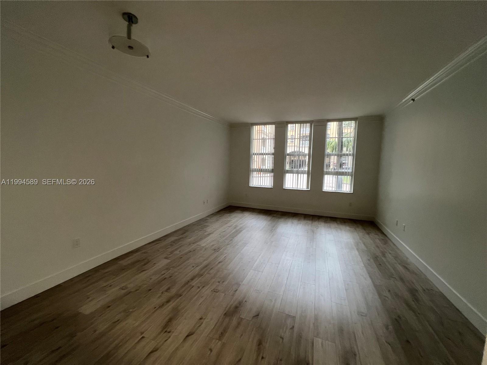 ALAQUA CONDO - Residential