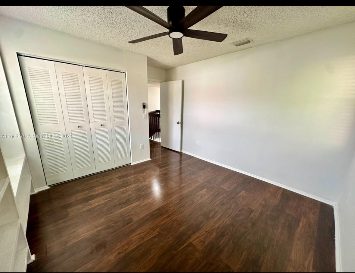 CINNAMON PLACE IV - Residential Lease