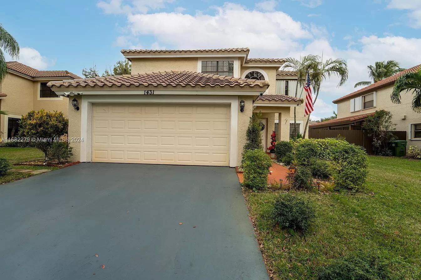 CINNAMON PLACE IV - Residential Lease