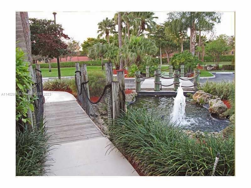 CORAL KEY CONDO - Residential Lease