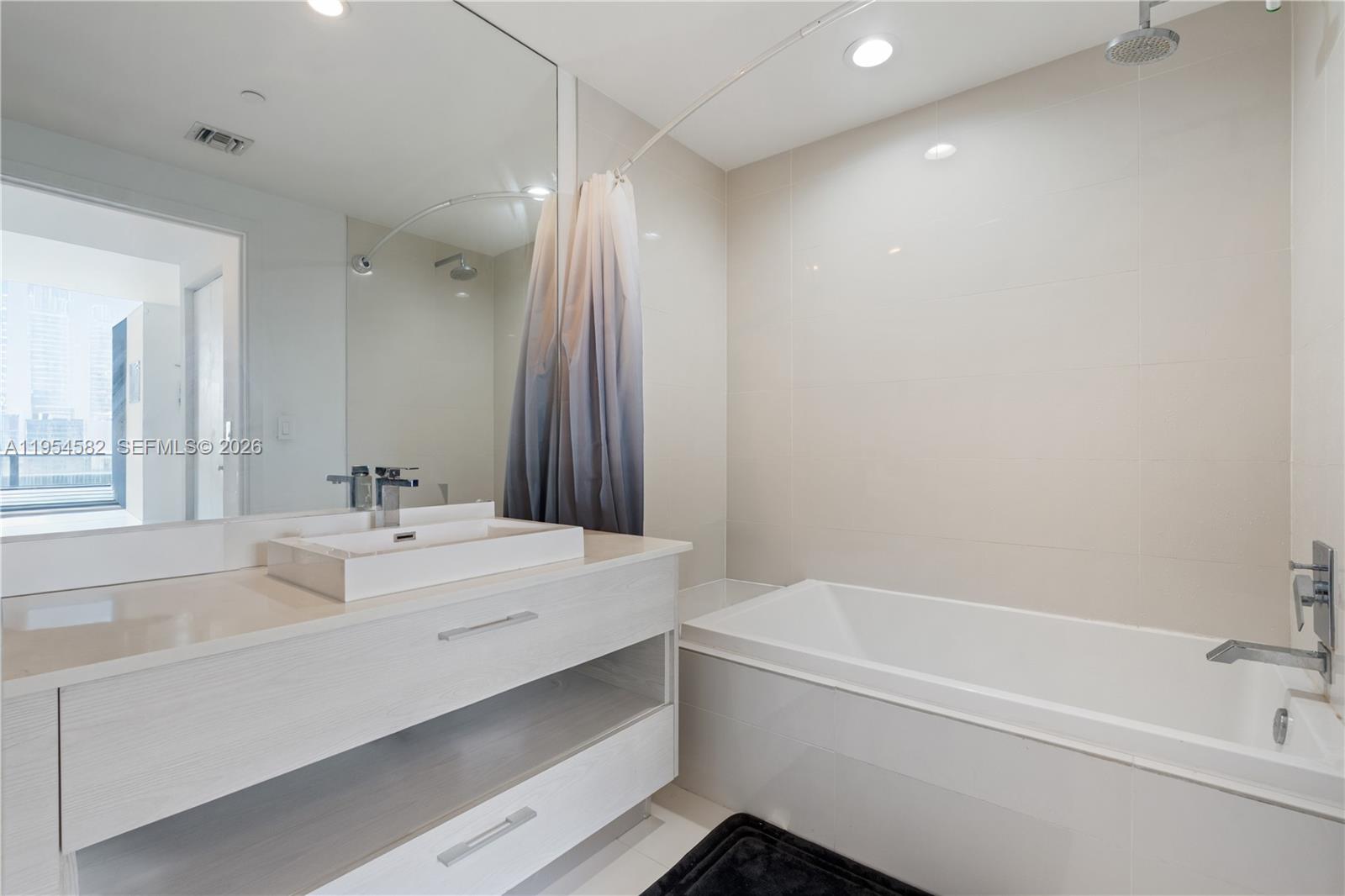 BRICKELL HEIGHTS WEST CON - Residential
