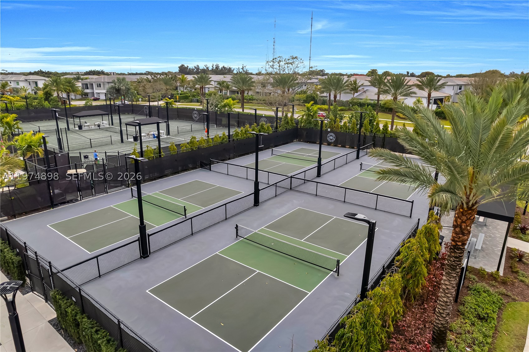 BOCA RATON GOLF COURSE PU - Residential
