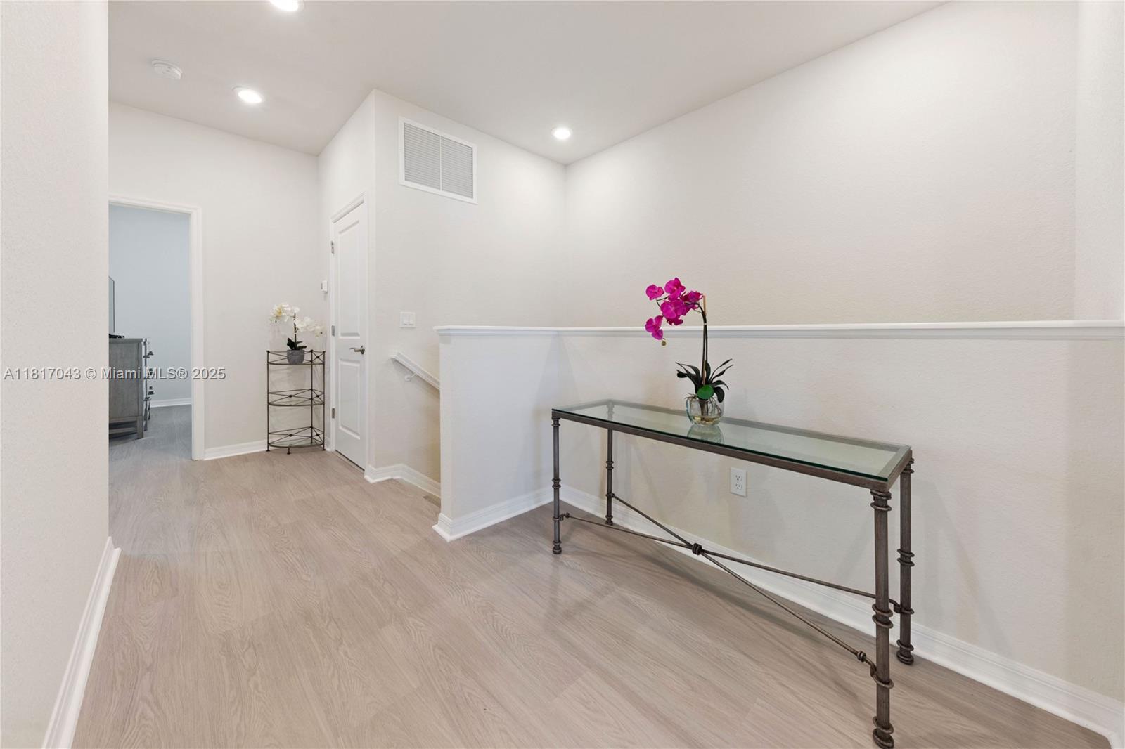 PARKIVEW AT HILLCREST - Residential