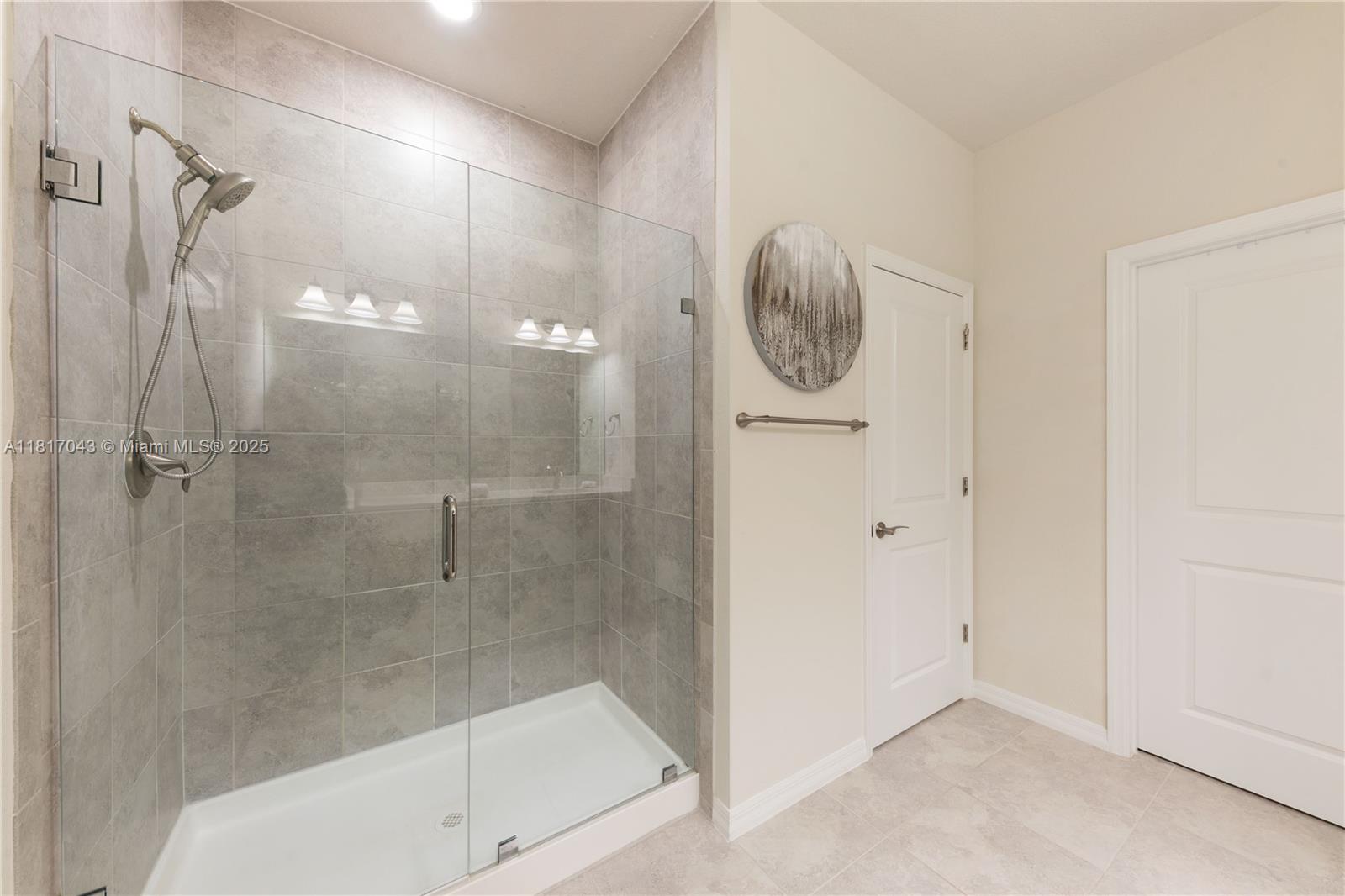 PARKIVEW AT HILLCREST - Residential