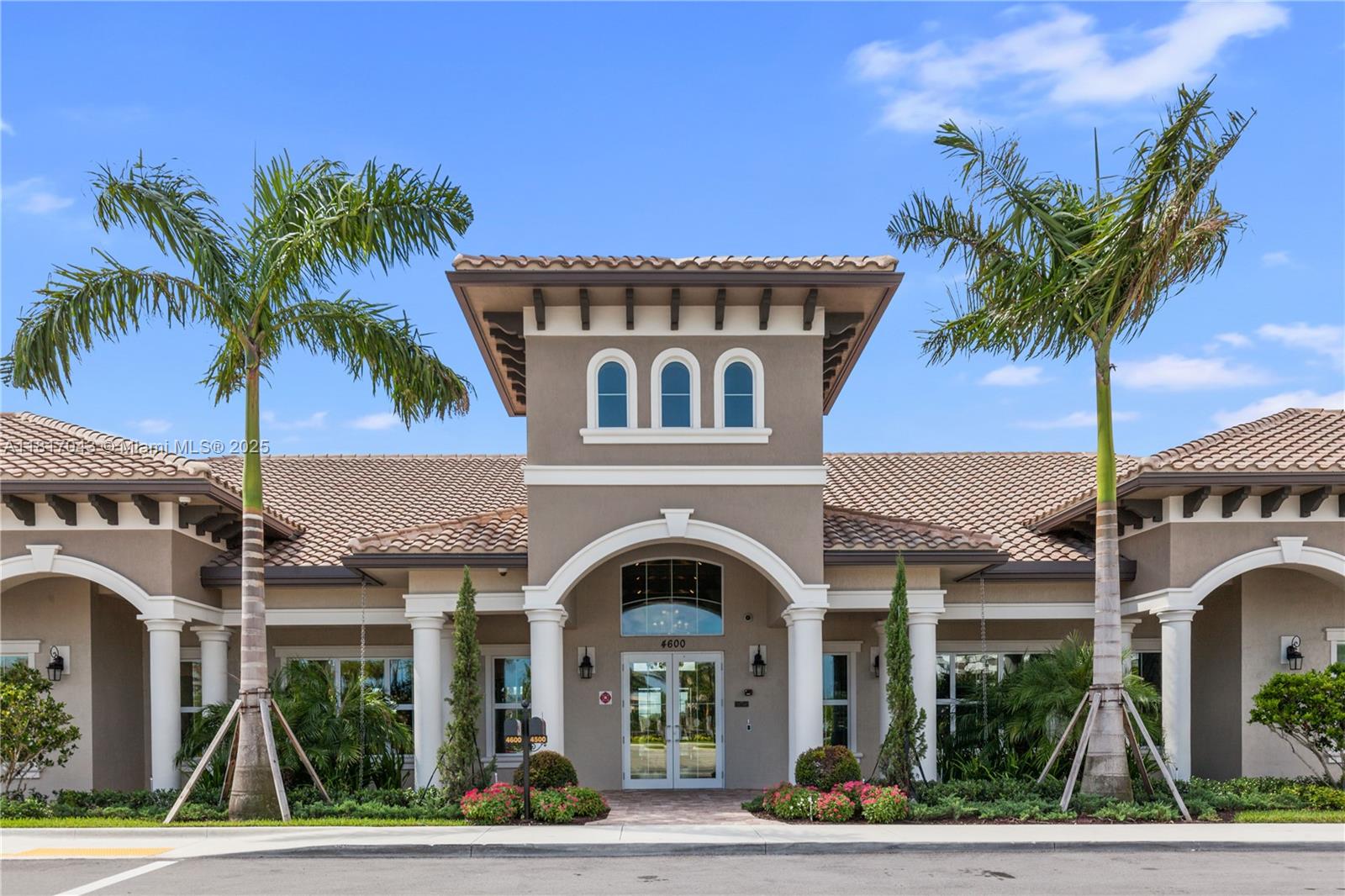 PARKIVEW AT HILLCREST - Residential