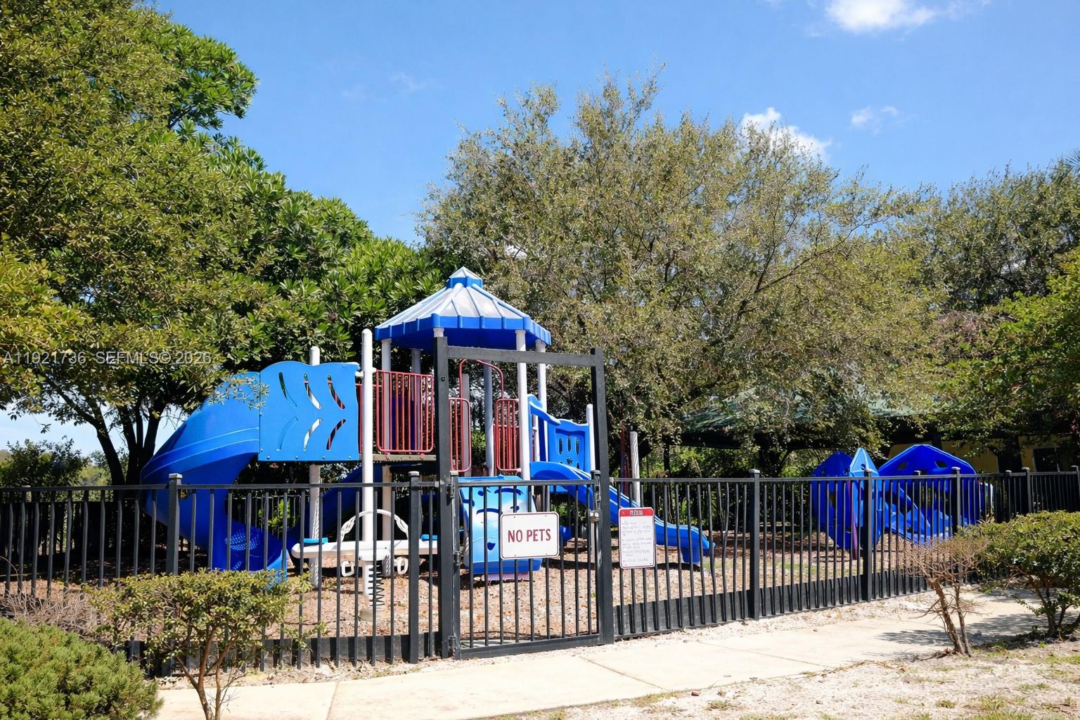 SIERRA BAY - Residential