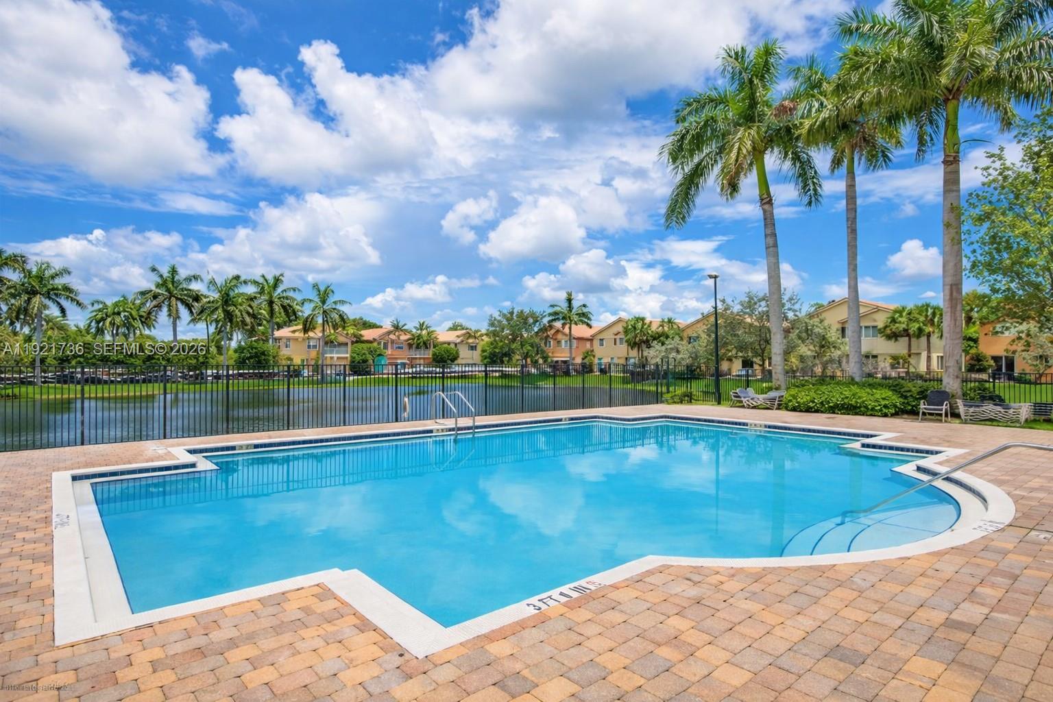 SIERRA BAY - Residential