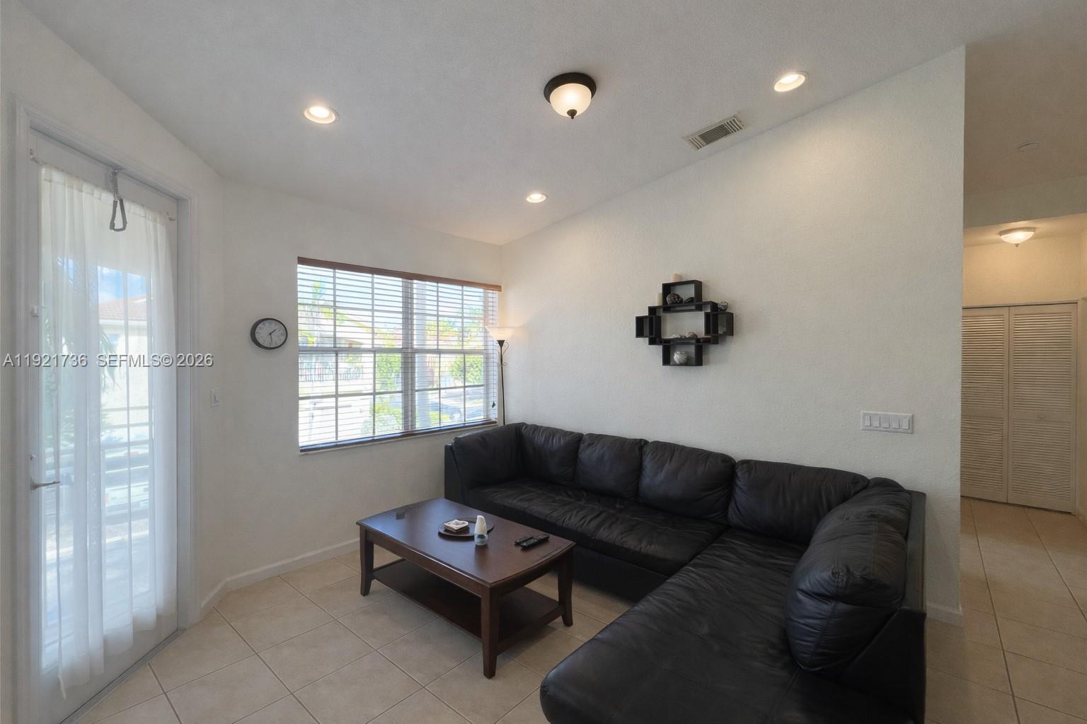 SIERRA BAY - Residential