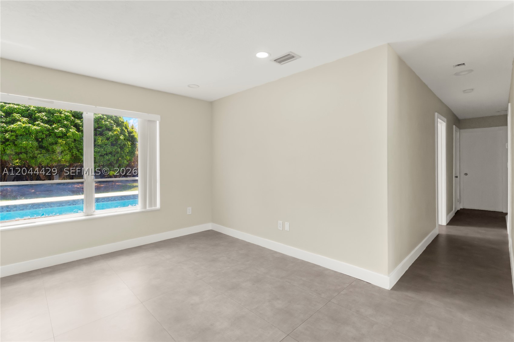 BUSCH GARDENS SOUTH - Residential