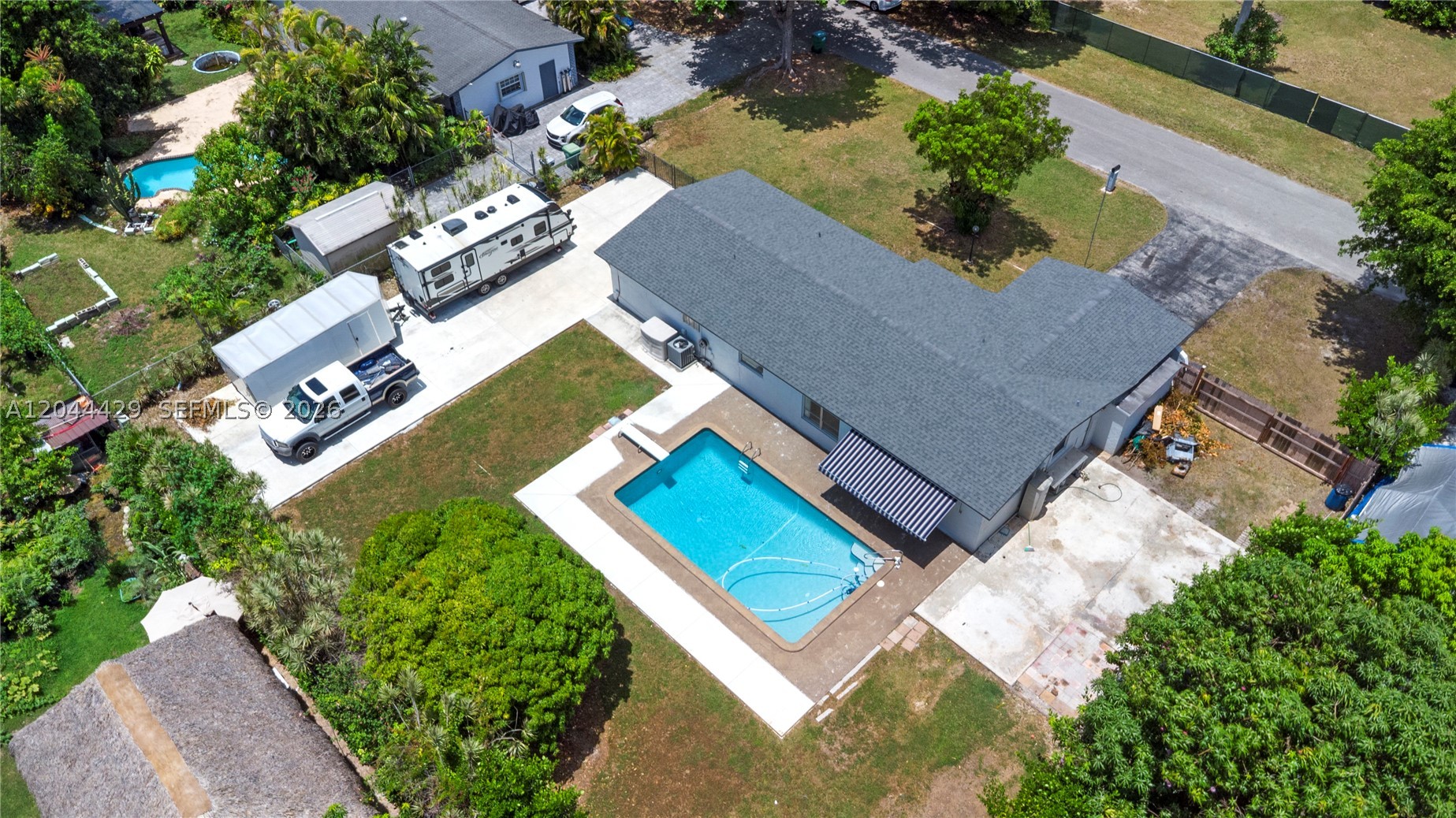 BUSCH GARDENS SOUTH - Residential