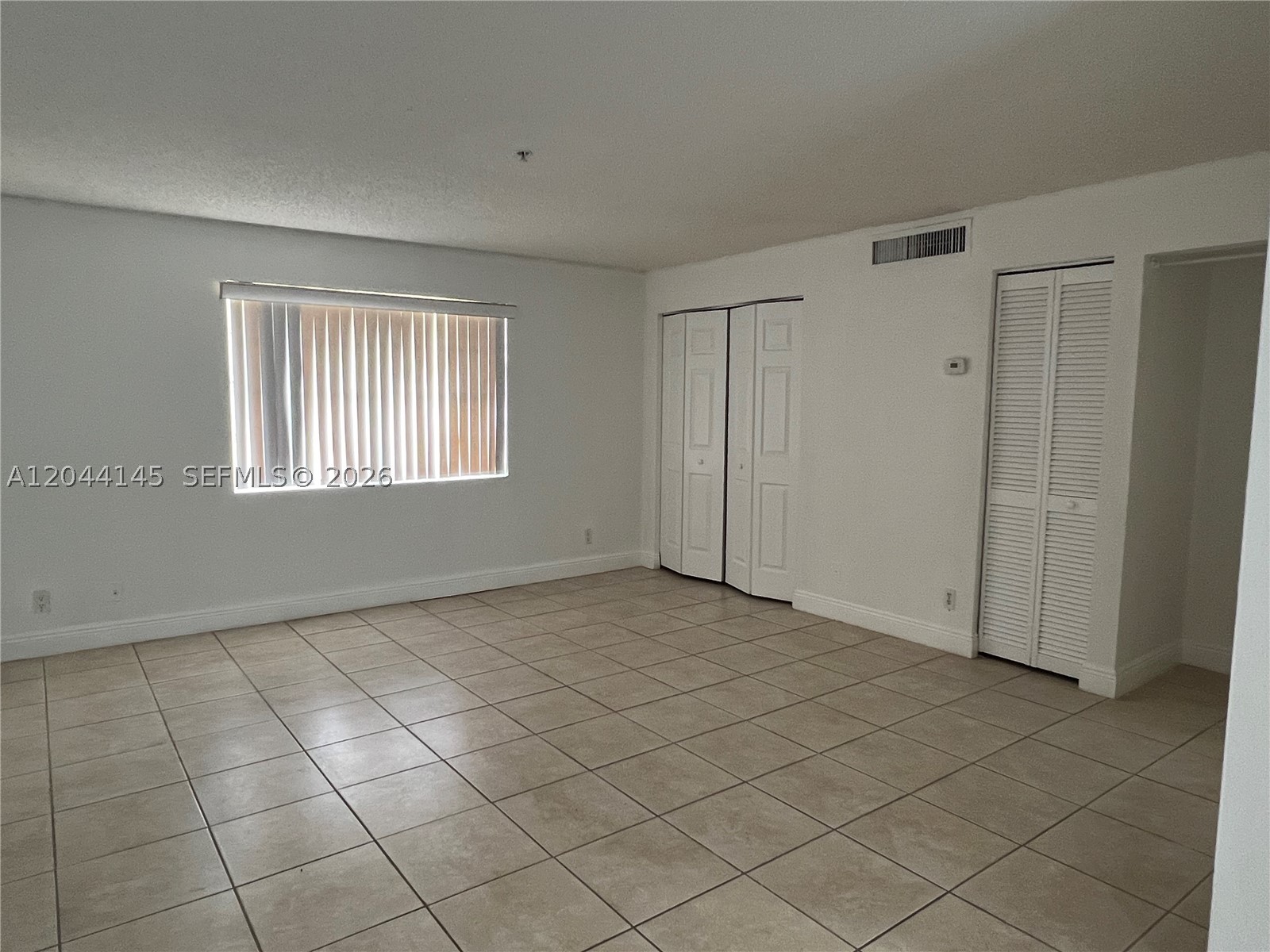 SUNDANCE AT PLANTATION CO - Residential Lease