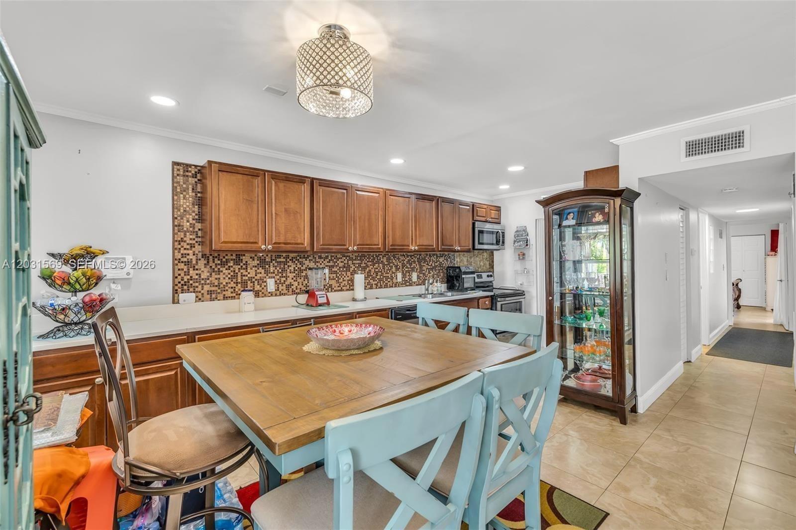 OAKBROOK IX CONDO - Residential