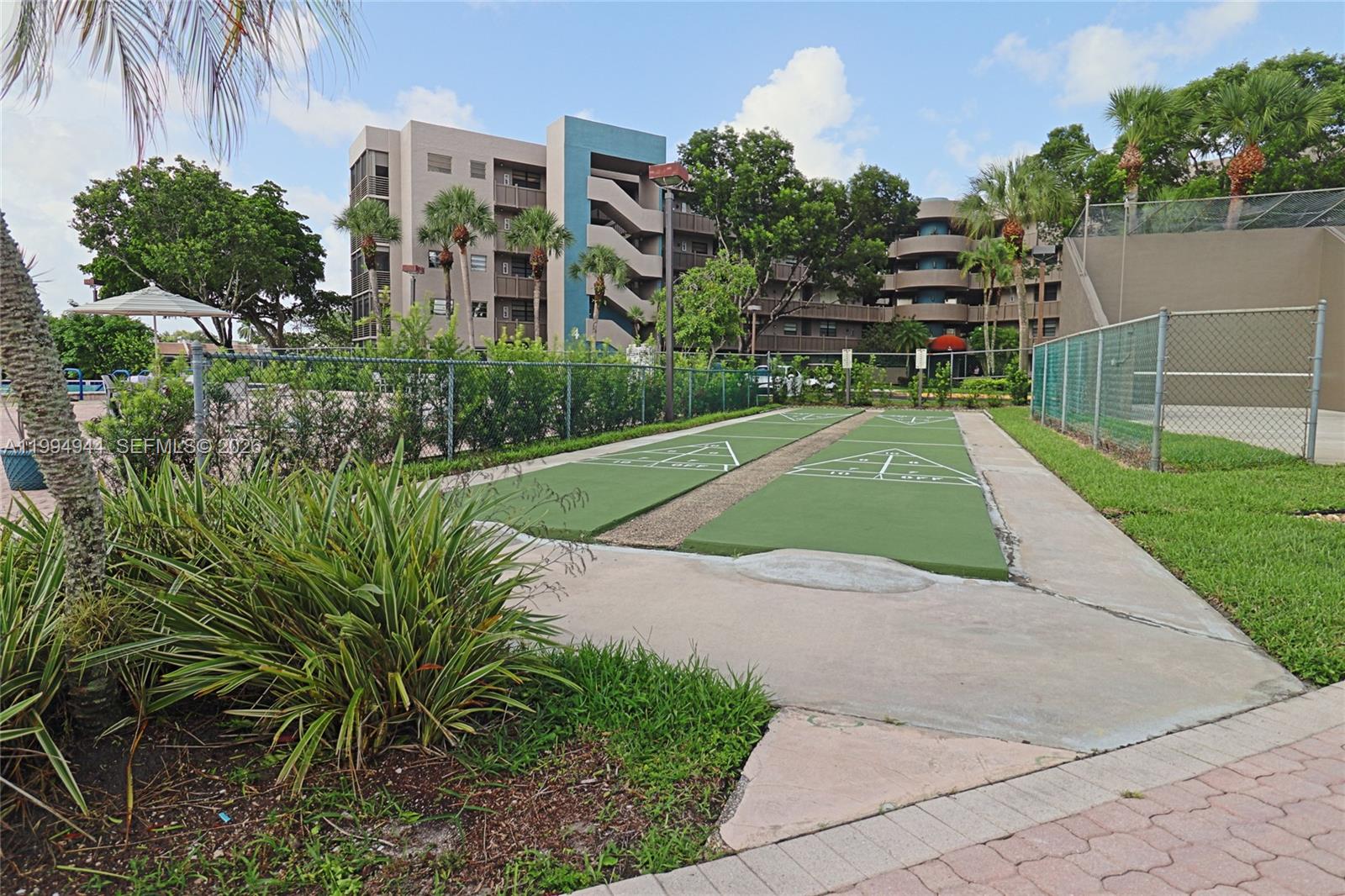 COLONY POINT 3 CONDO - Residential