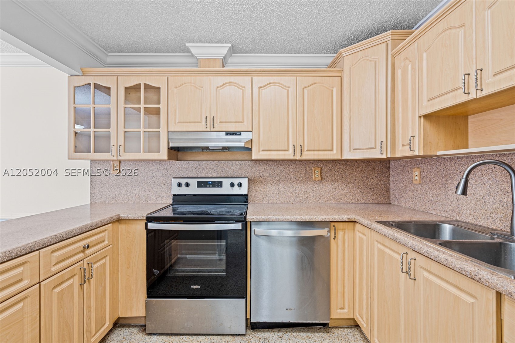 N & M CONDO - Residential Lease