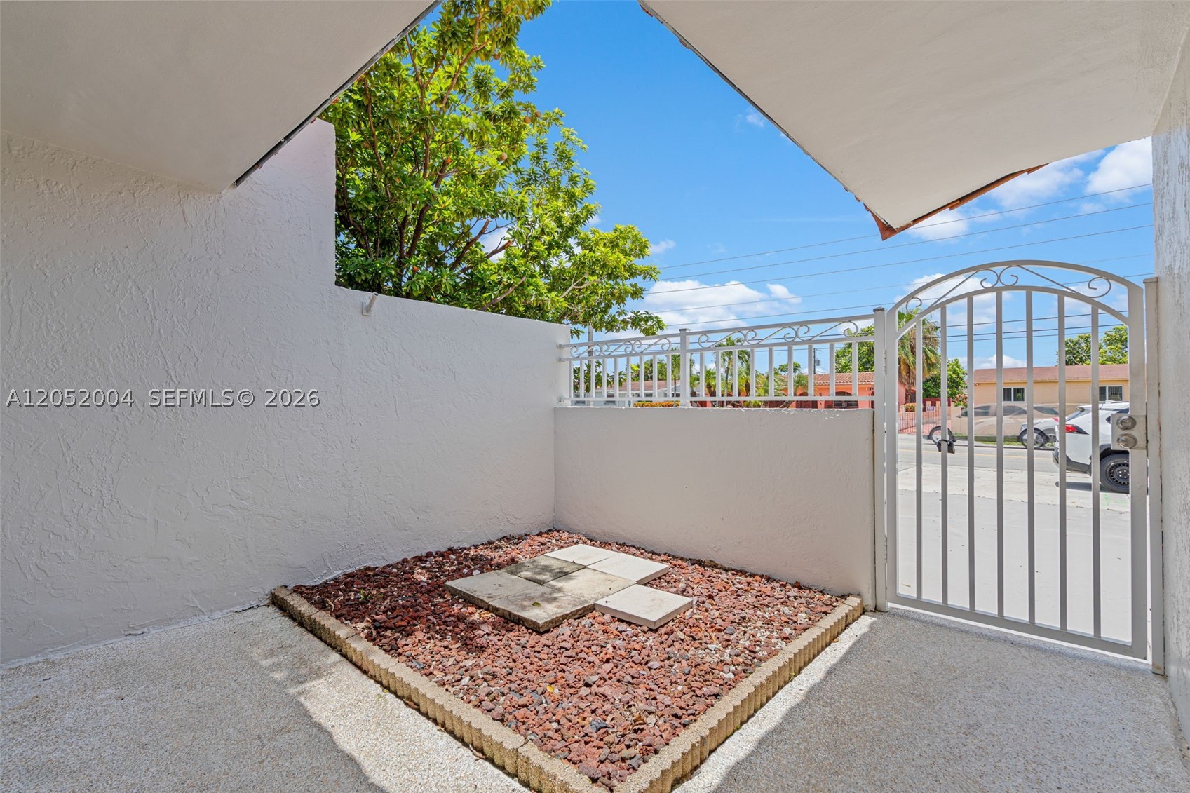 N & M CONDO - Residential Lease
