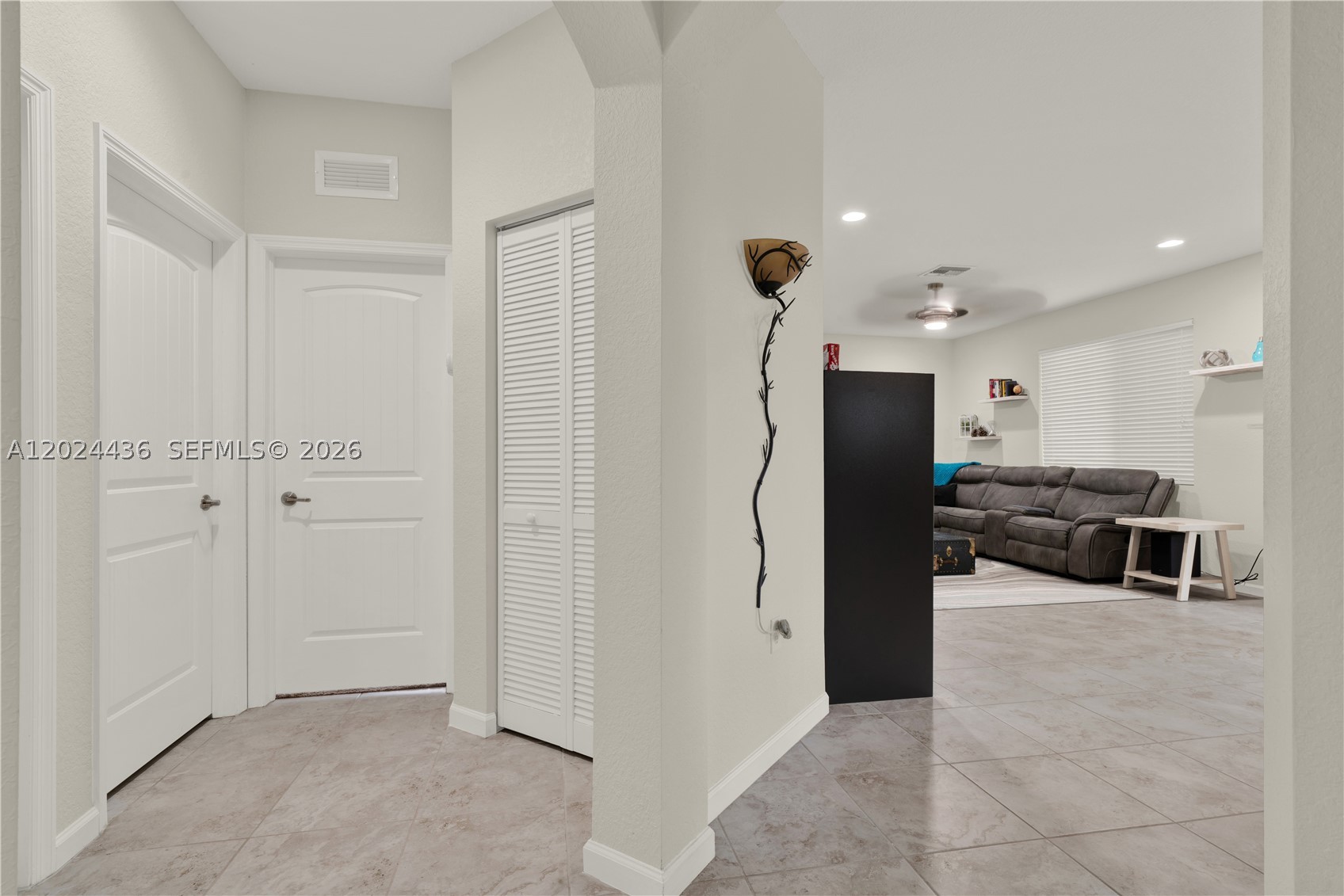 REDLAND REEF - Residential