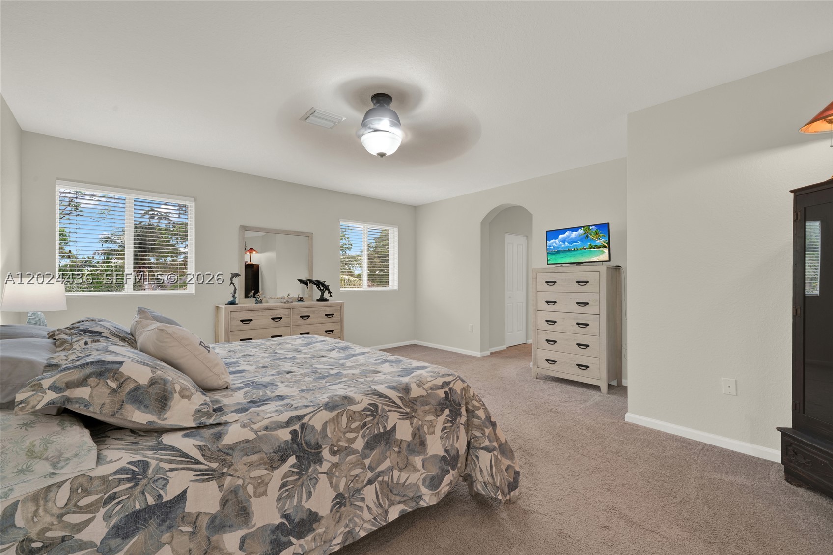 REDLAND REEF - Residential