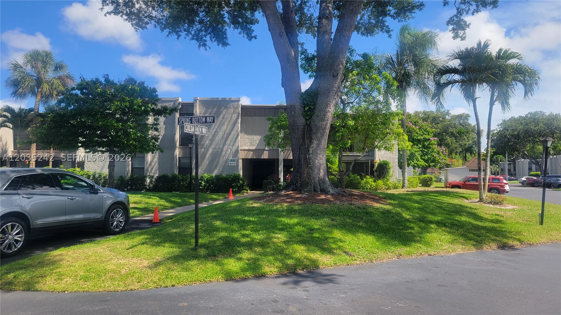 WOODHAVEN CONDO - Residential