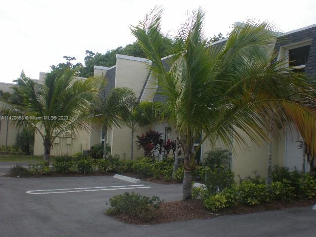 PELICAN POINT AT BOYNTON - Residential Lease