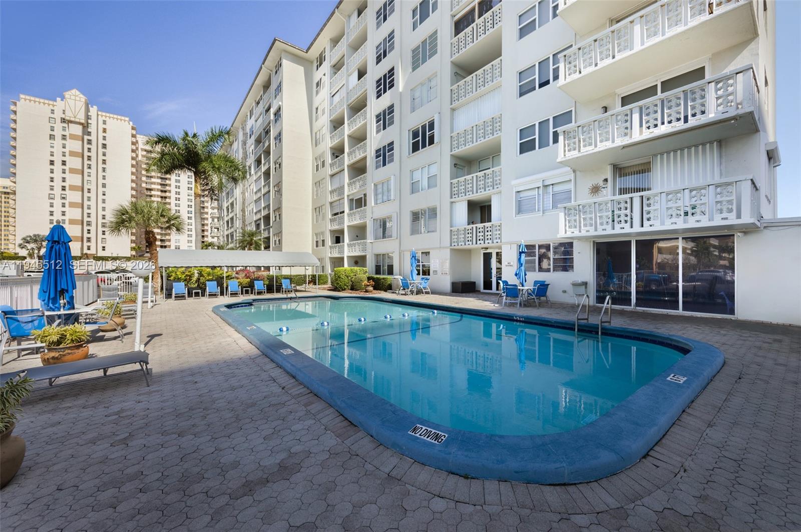 ISLANDS-MARTINIQUE CONDO - Residential