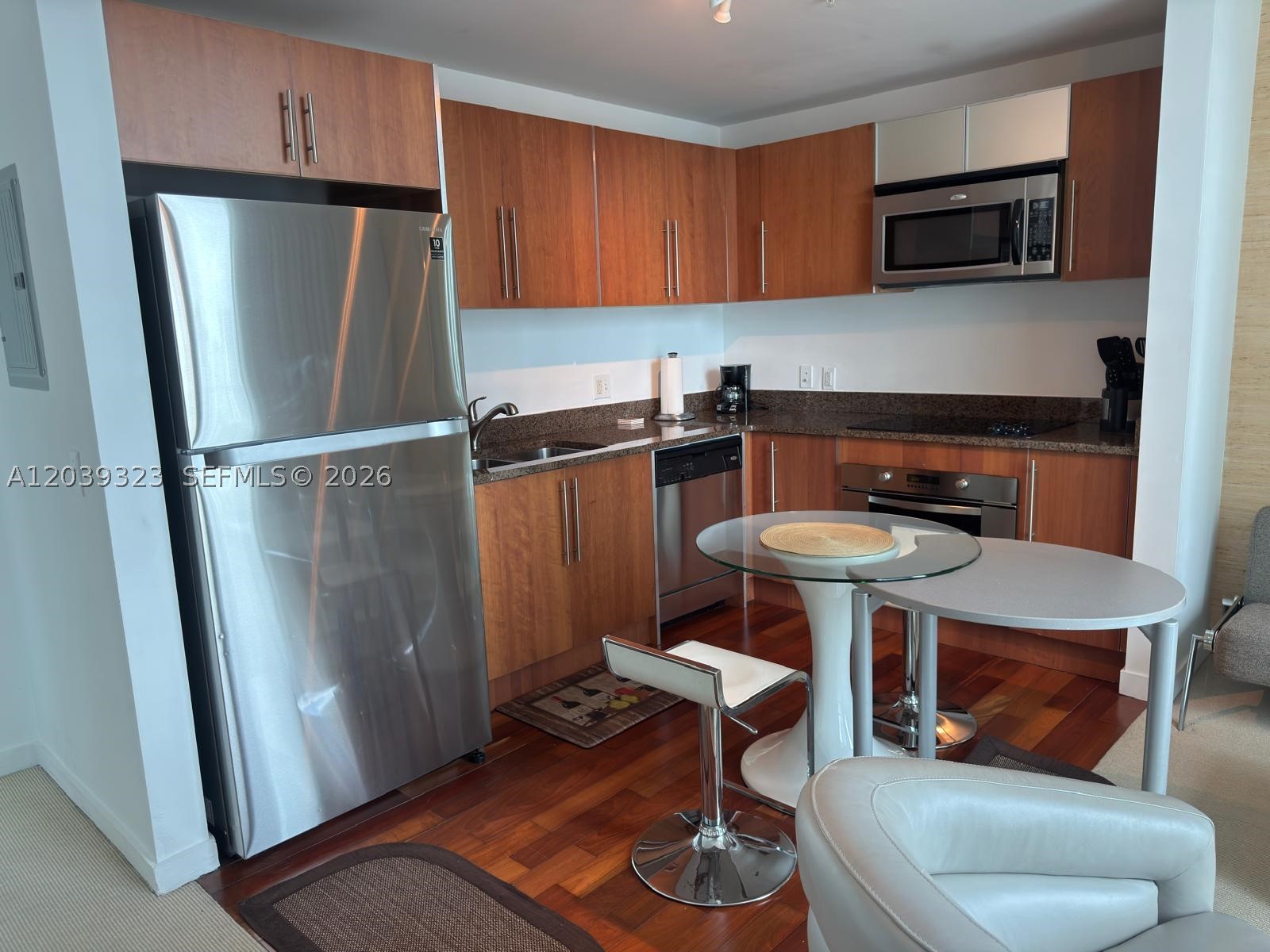 Met 1 - Residential