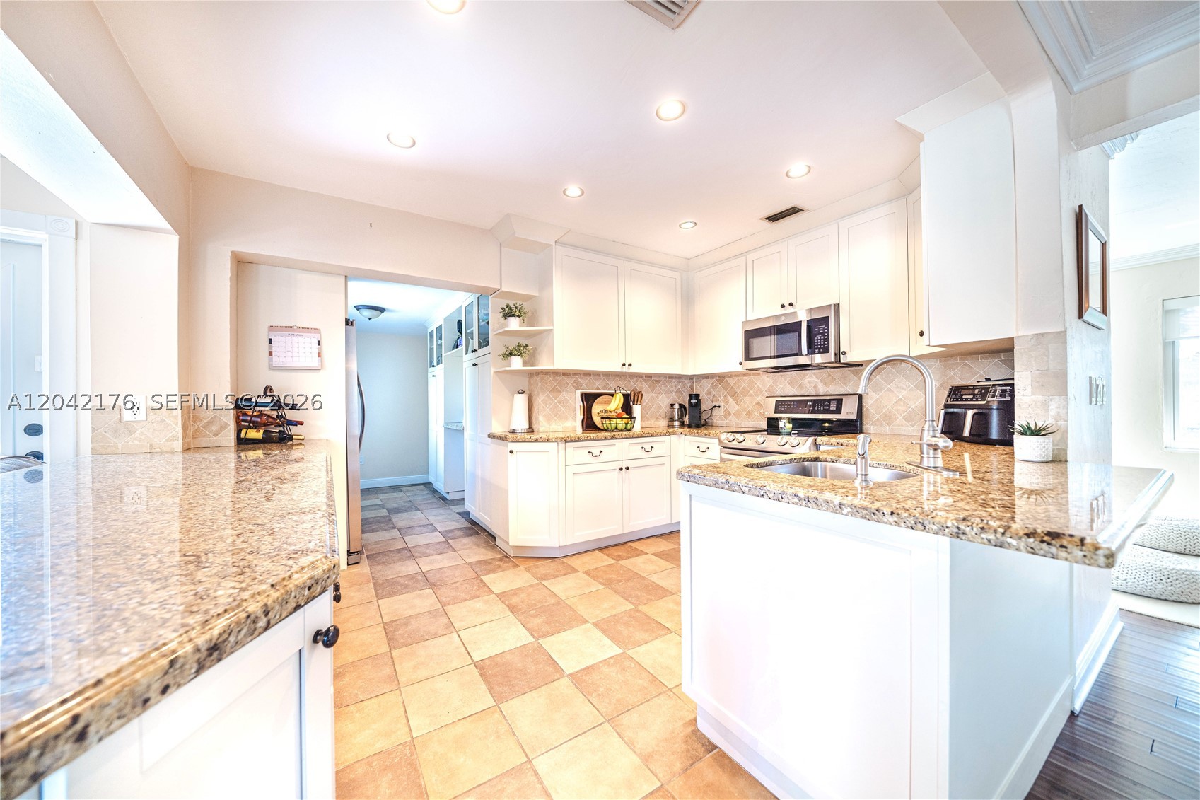 MIAMI SHORES ESTATES - Residential
