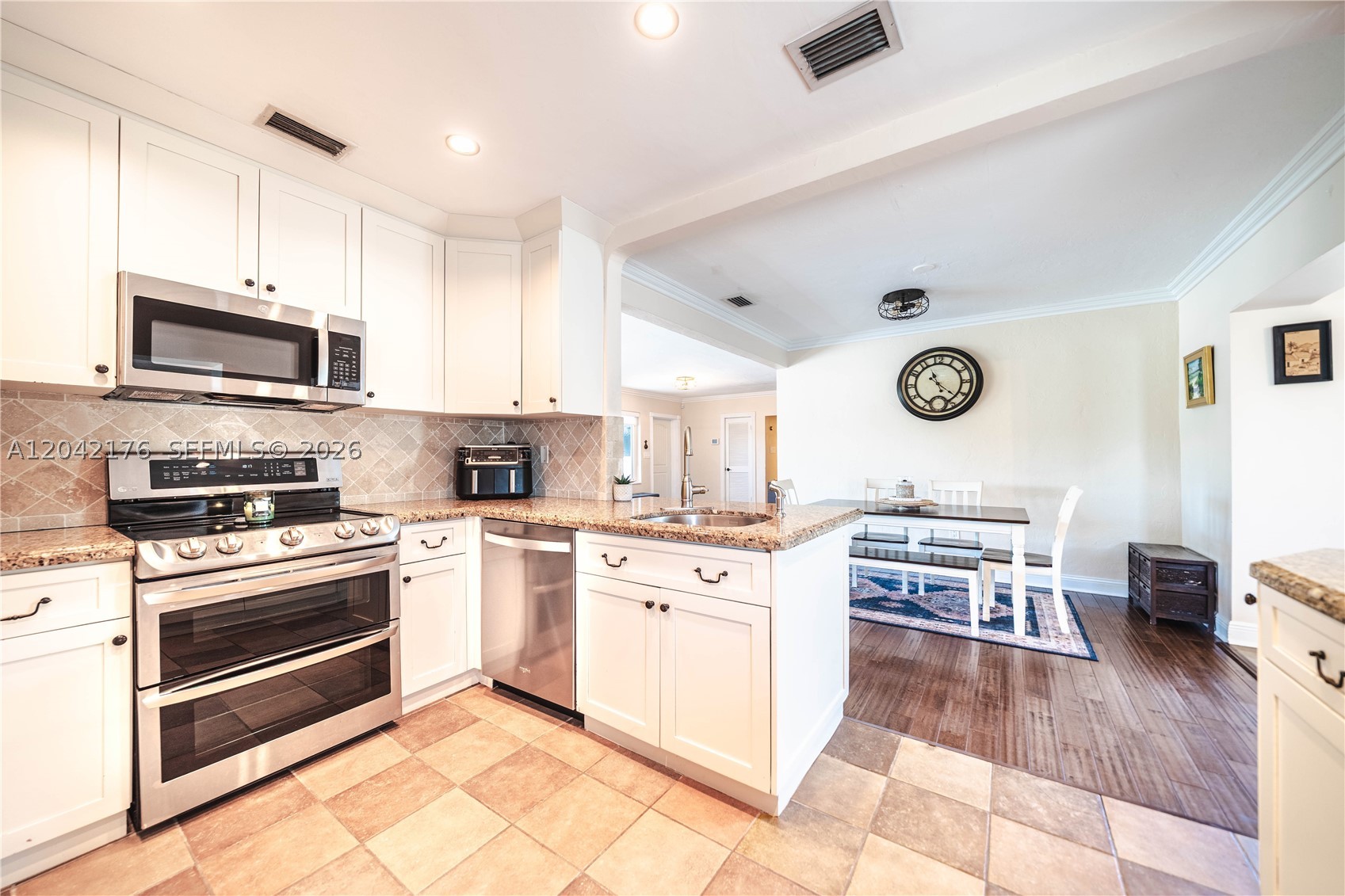 MIAMI SHORES ESTATES - Residential