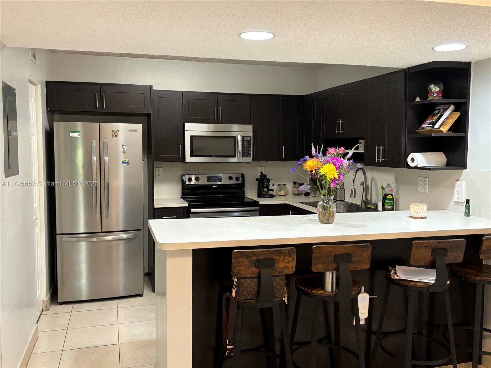 CALUSA CLUB VILG BLDG C N - Residential