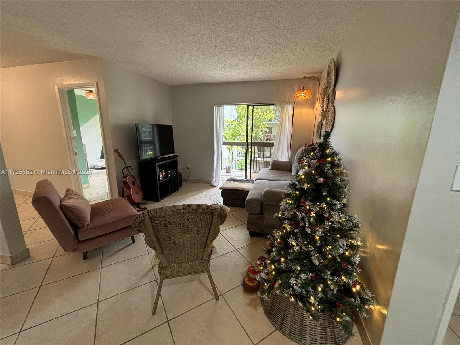 CALUSA CLUB VILG BLDG C N - Residential