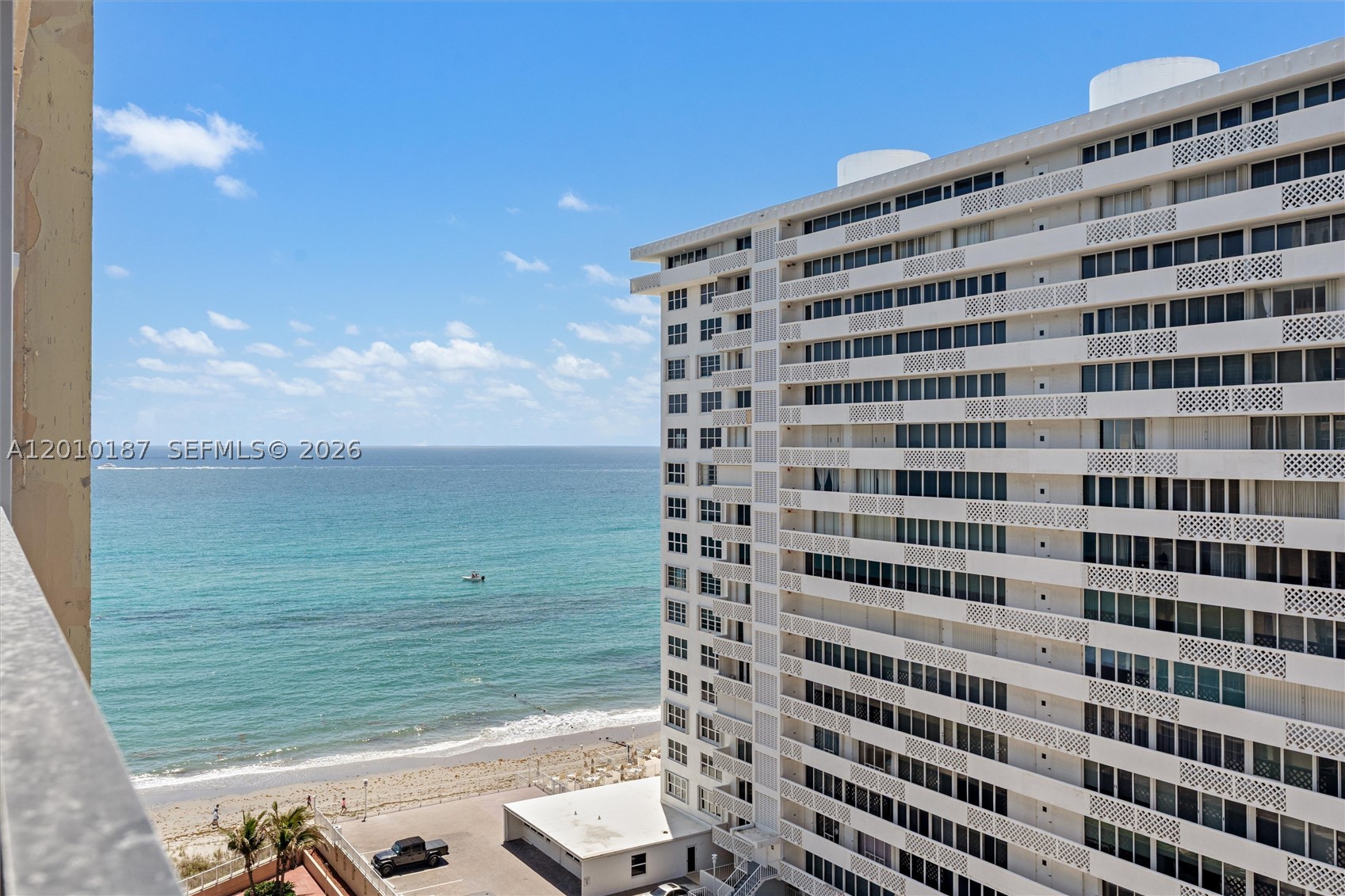 CLOISTER DEL MAR - Residential