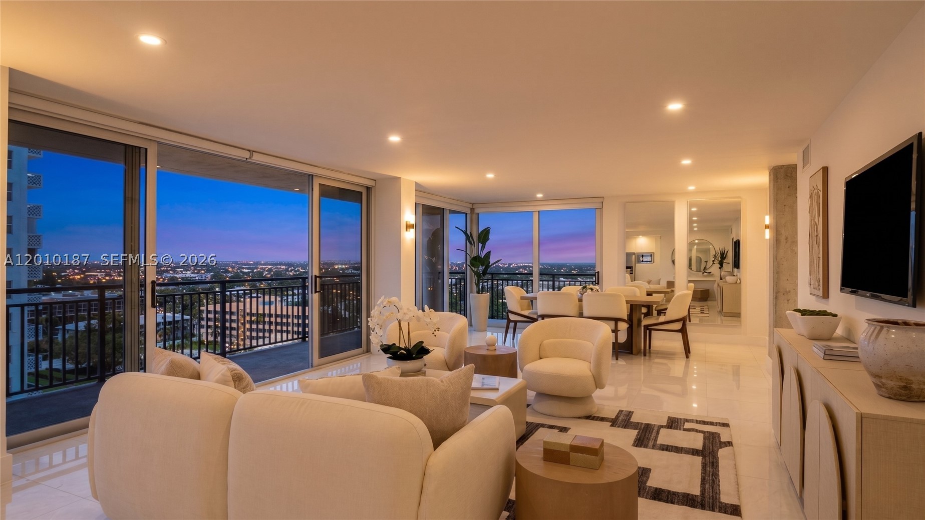 CLOISTER DEL MAR - Residential