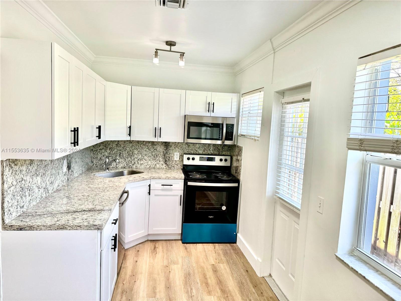 VICTORIA PARK CORR AMEN P - Residential Lease