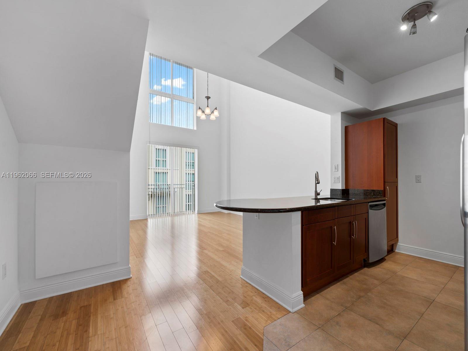 DOWNTOWN DADELAND CONDO N - Residential