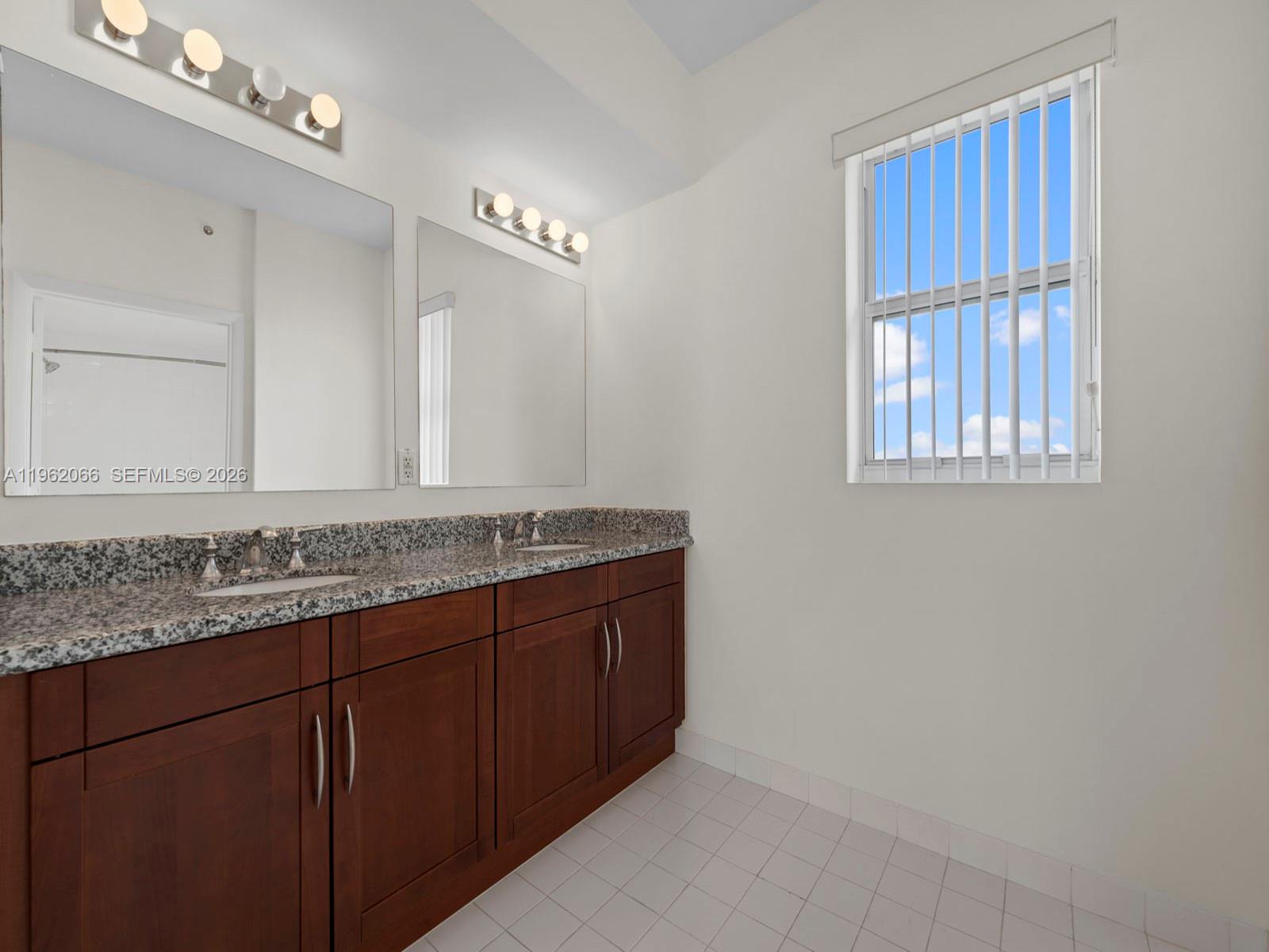 DOWNTOWN DADELAND CONDO N - Residential