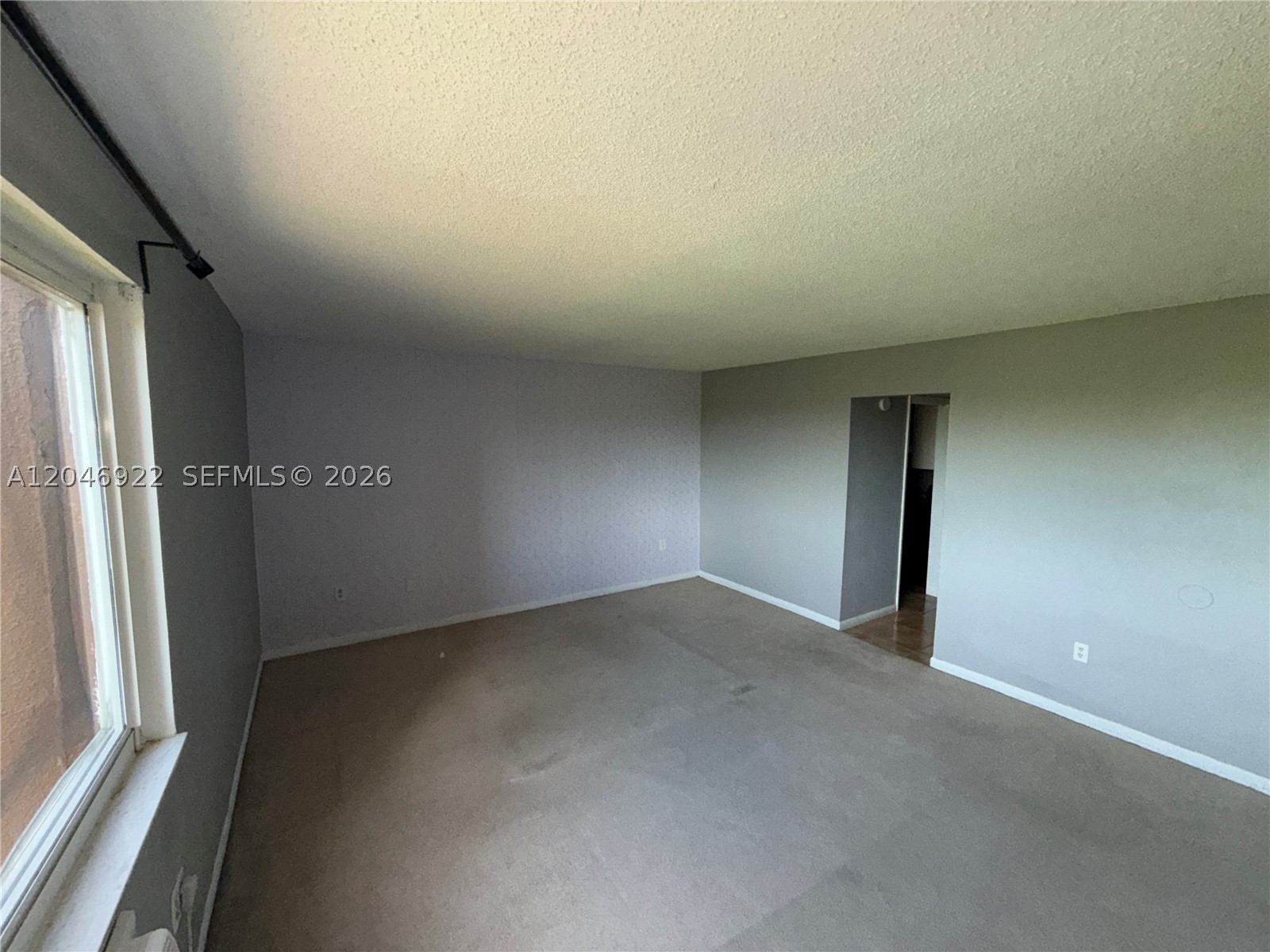 CORAL GATE EAST CONDO - Residential Lease