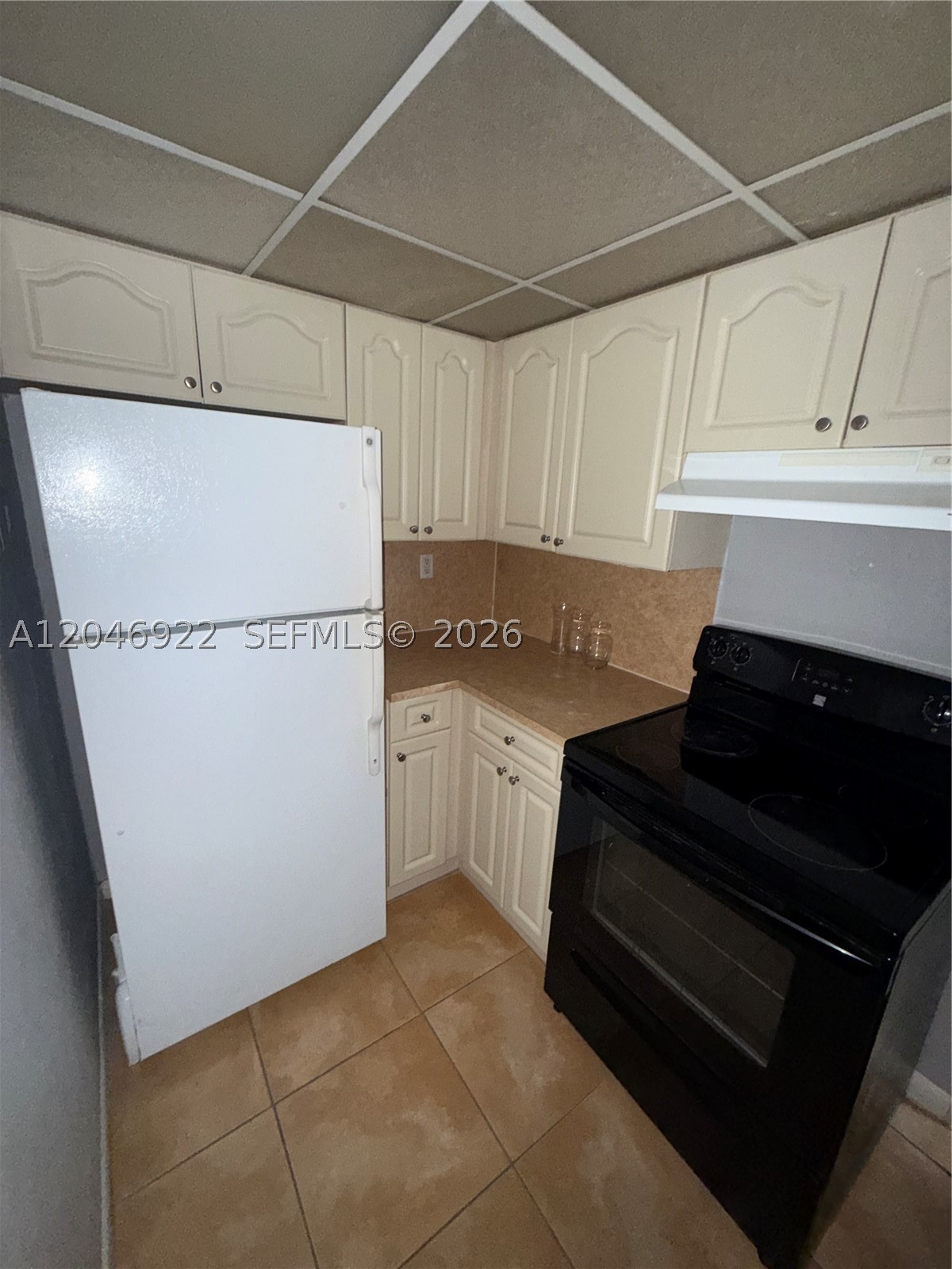 CORAL GATE EAST CONDO - Residential Lease