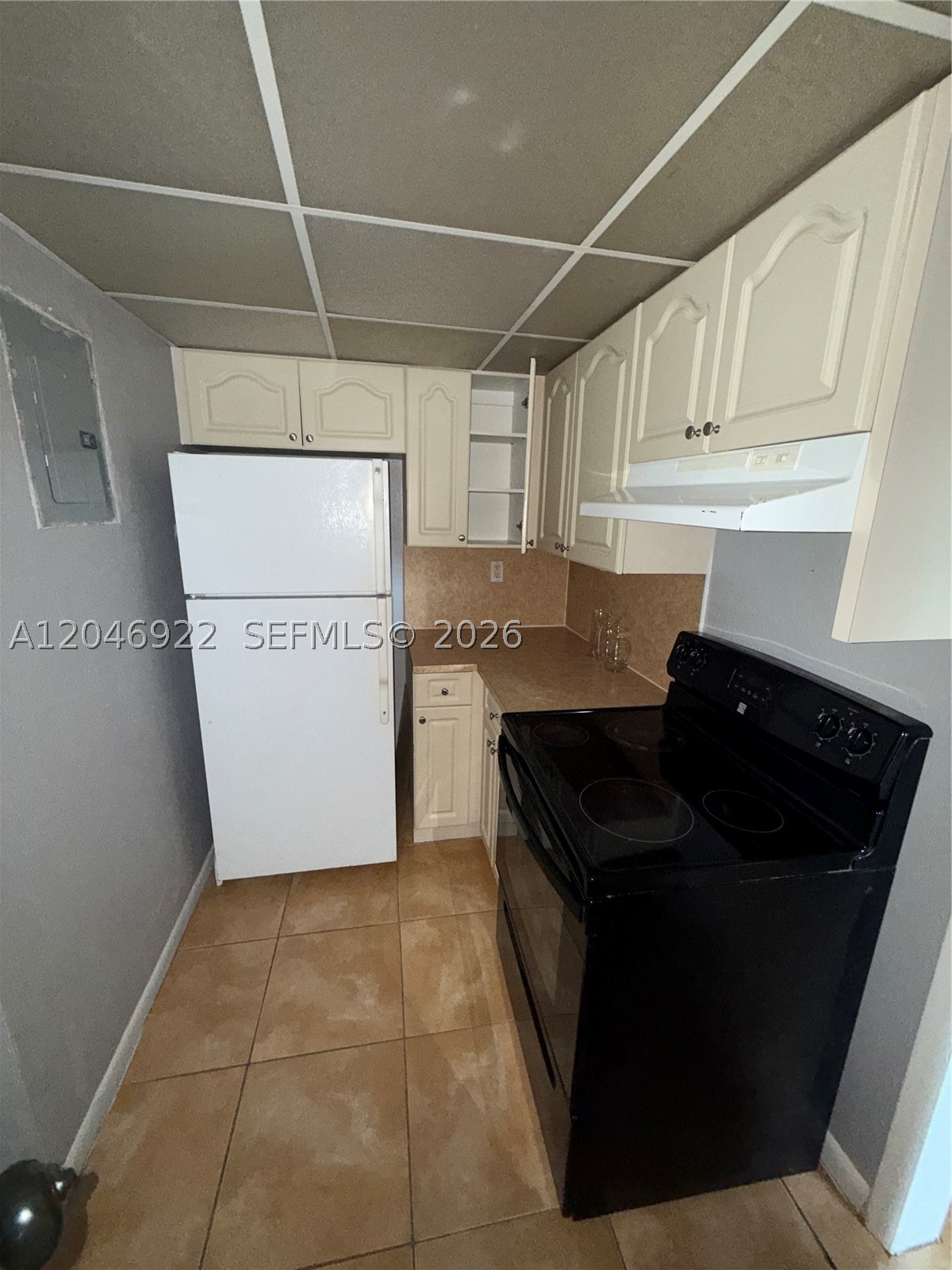 Available now! Corner unit located at 6930 NW 186 St, Unit 2-431A, featuring a lake view. Rent is $1,350 per month. Move-in cost is first and last month’s rent totaling $2,700. Application fee is $95 per adult. Maximum occupancy is 2 occupants. No pets permitted. Water is included and electricity is on your own. One assigned parking space included. Tours are available now—schedule your showing today!