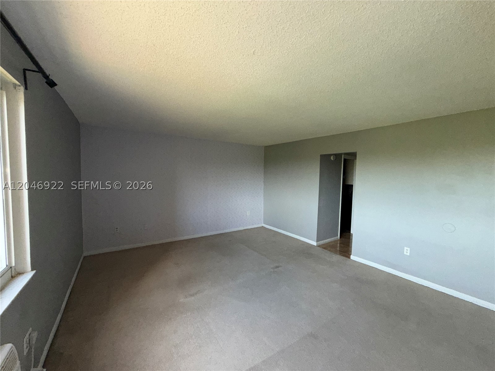 CORAL GATE EAST CONDO - Residential Lease