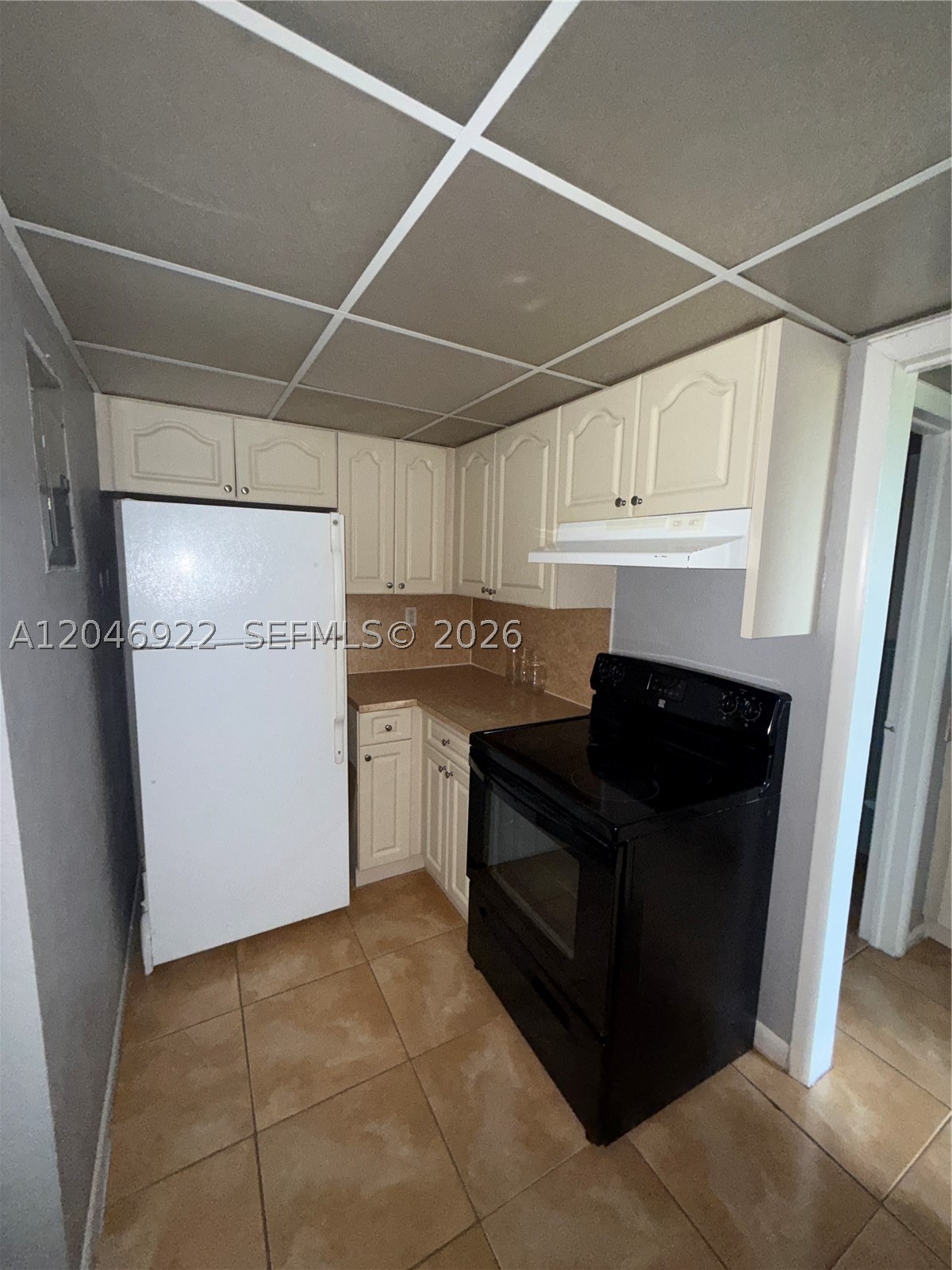 CORAL GATE EAST CONDO - Residential Lease