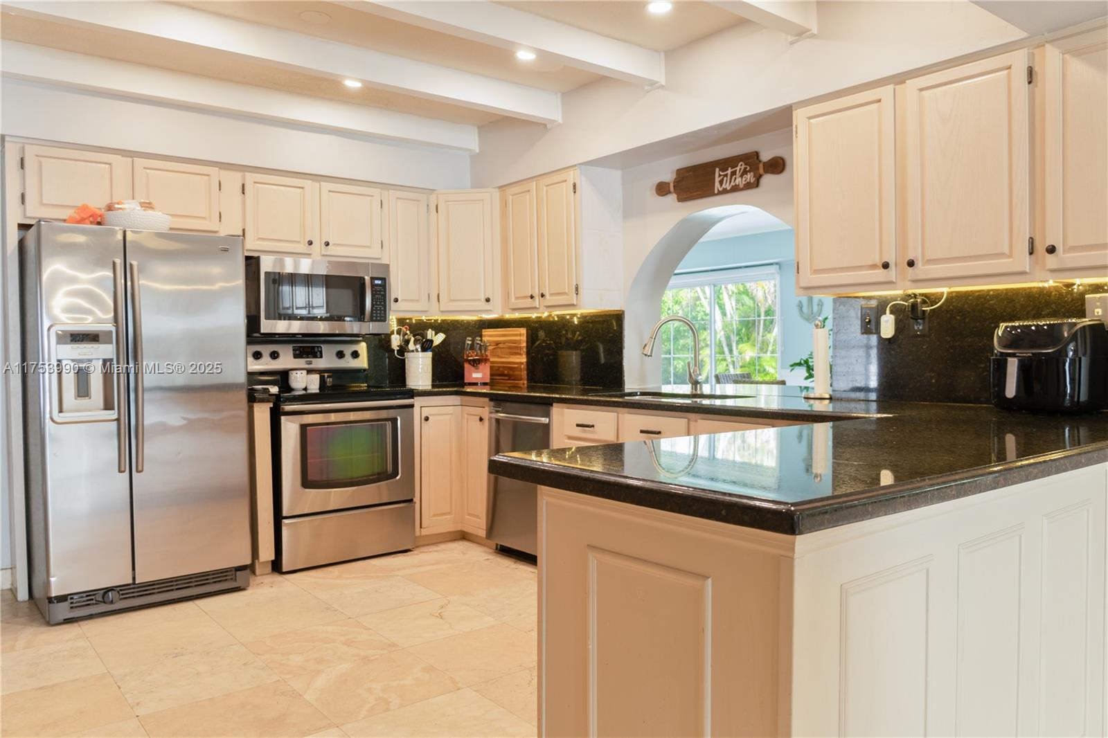 DELPHI VILLAS - Residential